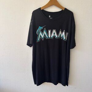 MLB Genuine Merchandise Miami Marlins T-shirt Mens Large Black Faded Flaw Tee